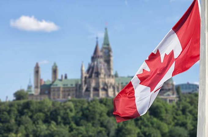 canadian-flag-waving