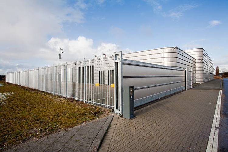 secure-metal-industrial-building